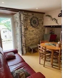 La Bigourdane Apartment *